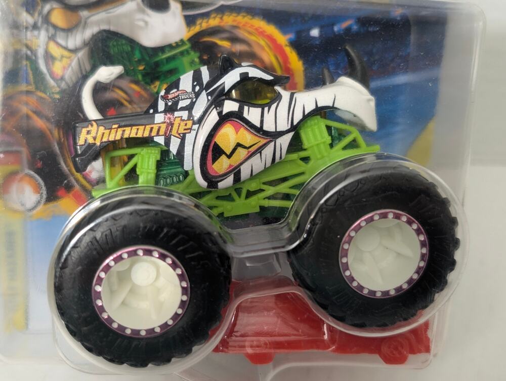 Hot Wheels Monster Trucks Rhinomite Mattel Die Cast Connect and Crash Car New